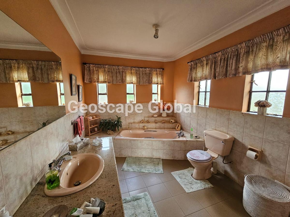 4 Bed House with En Suite in Muthaiga - 8