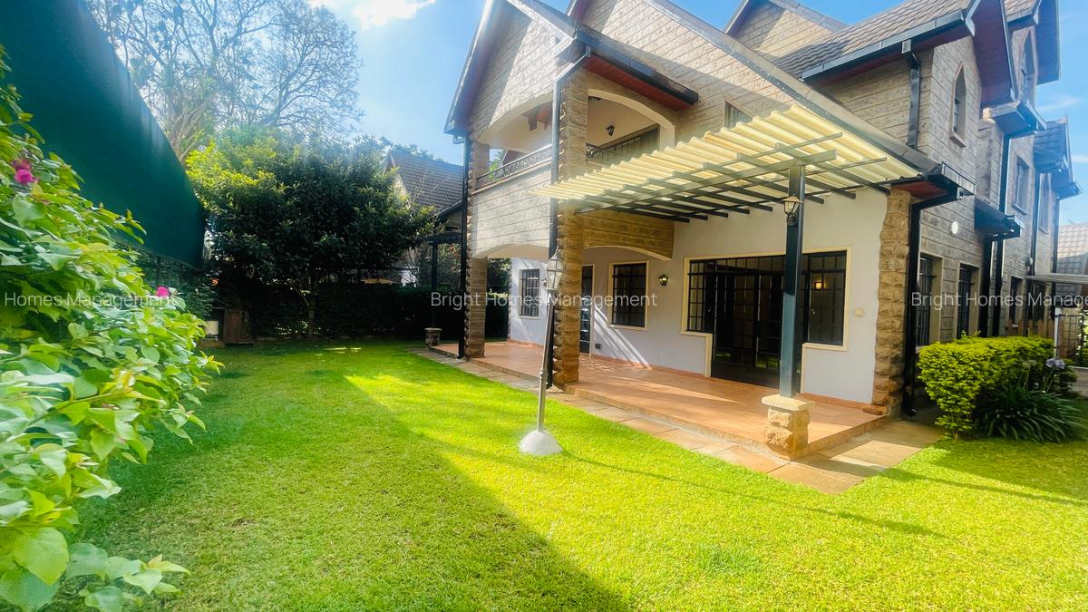 5 Bed Townhouse with En Suite in Lavington - 2