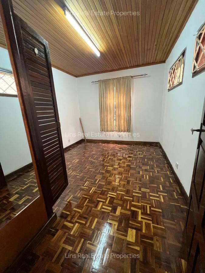 2 Bed House with En Suite in Brookside - 6