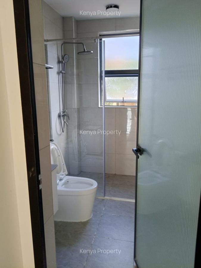 2 Bed Apartment with Swimming Pool at Wood Avenue - 7