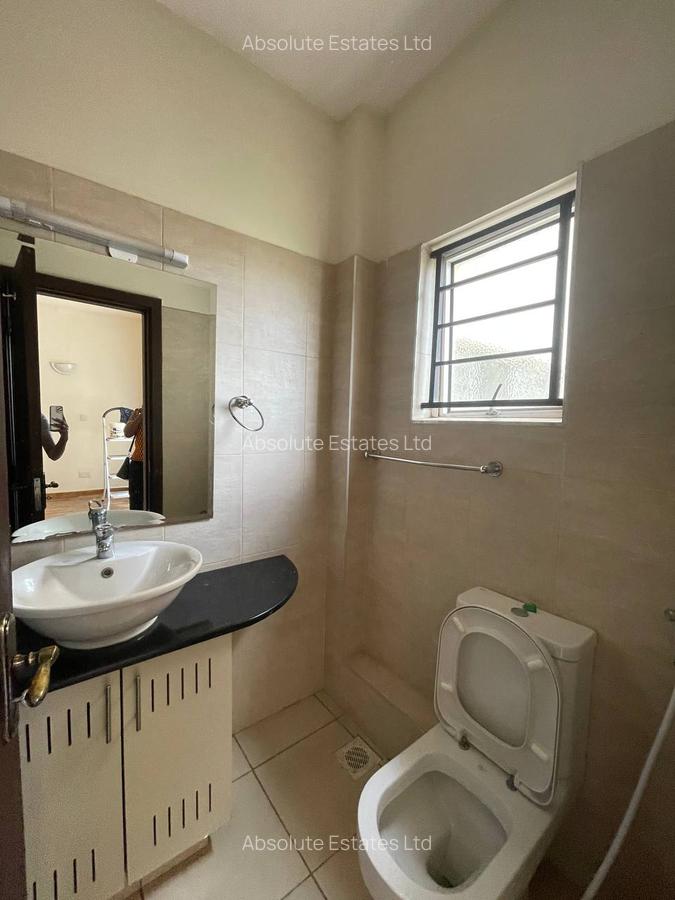2 Bed Apartment with Swimming Pool in Kilimani - 12