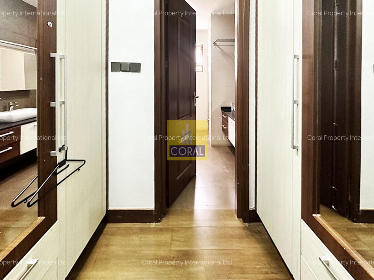 4 Bed Apartment in Parklands - 13