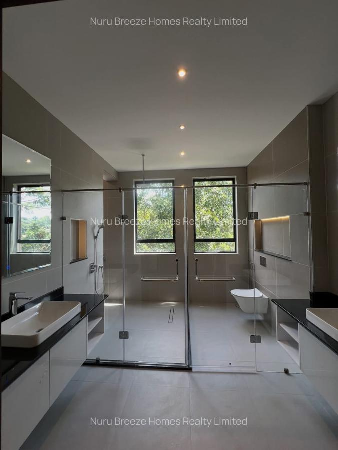 6 Bed Villa with En Suite in Kitisuru - 20