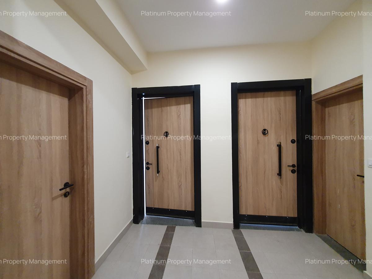 3 Bed Apartment with En Suite in Parklands - 2