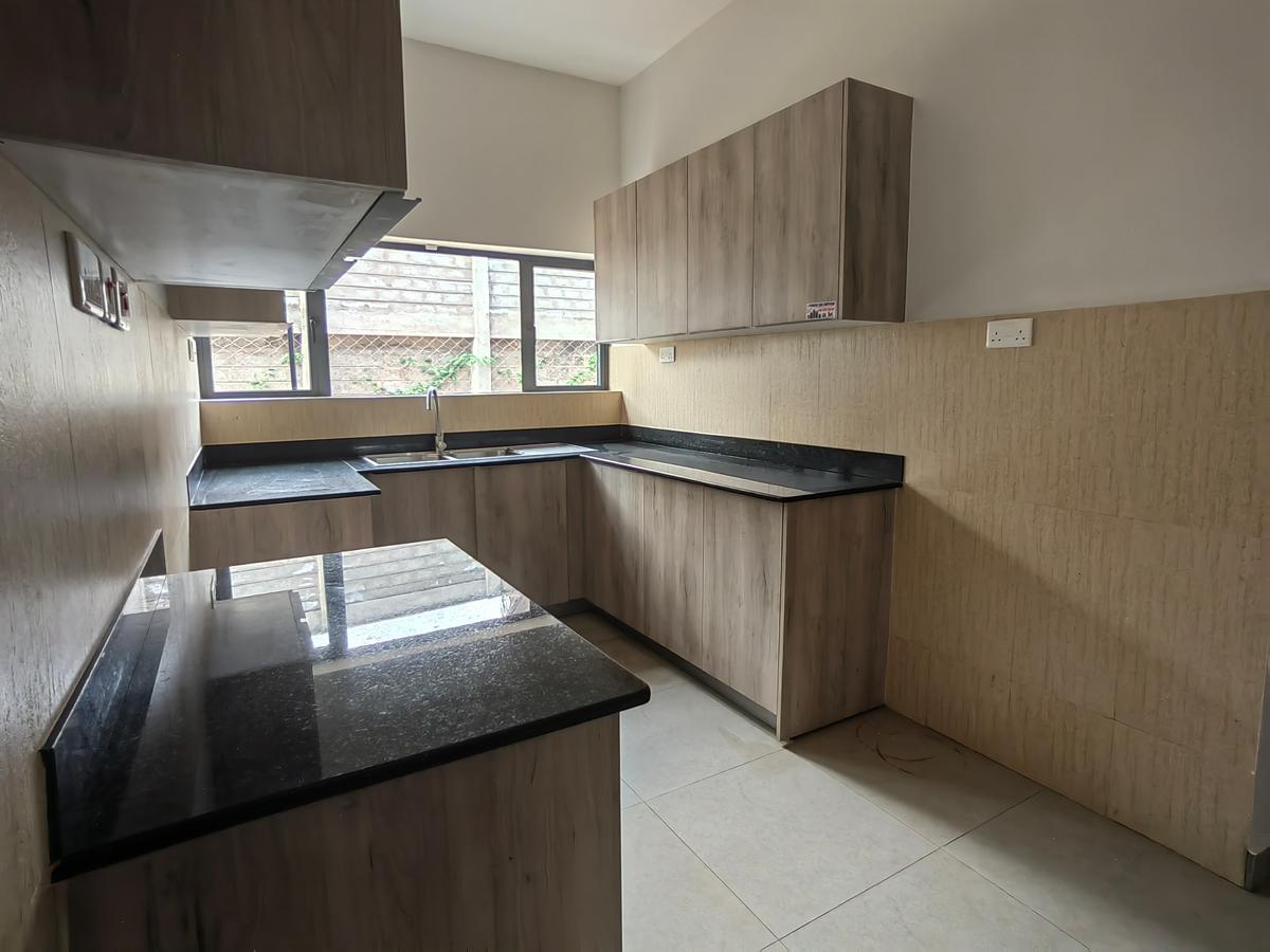 5 Bed Townhouse with En Suite at Mzima Springs - 9
