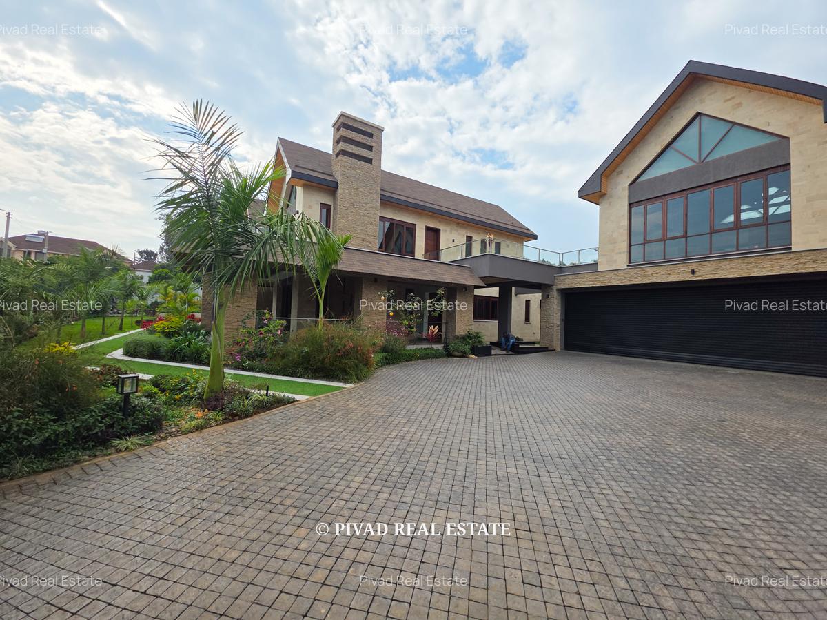 4 Bed House with En Suite in Runda - 11