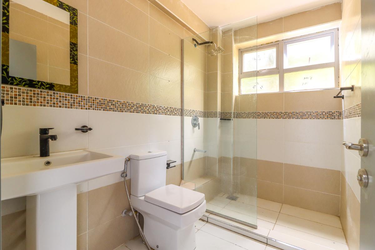 5 Bed Apartment with En Suite in Kilimani - 9