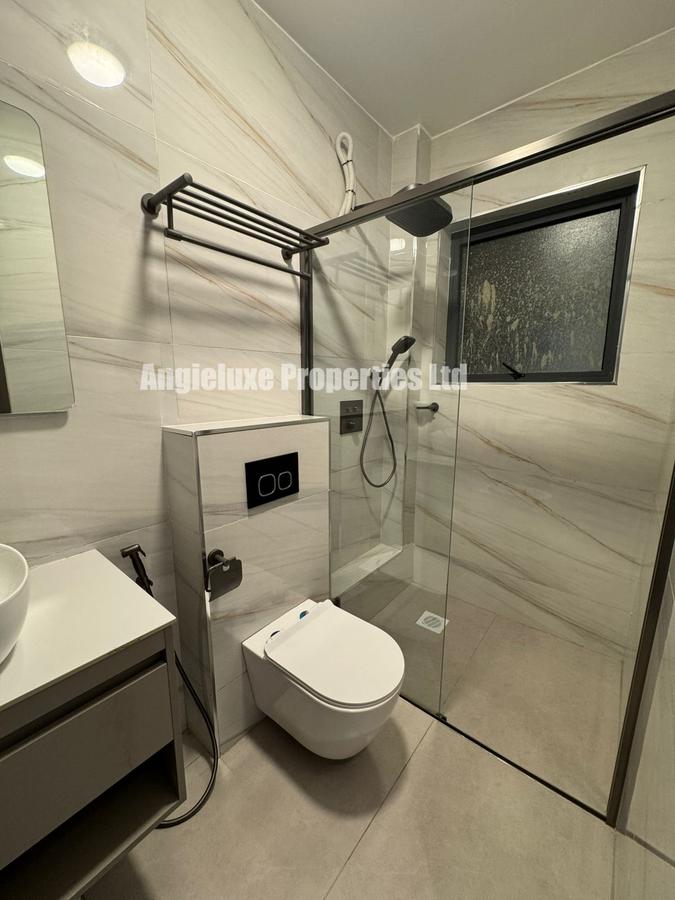 3 Bed Apartment with En Suite at 4Th Avenue - 10