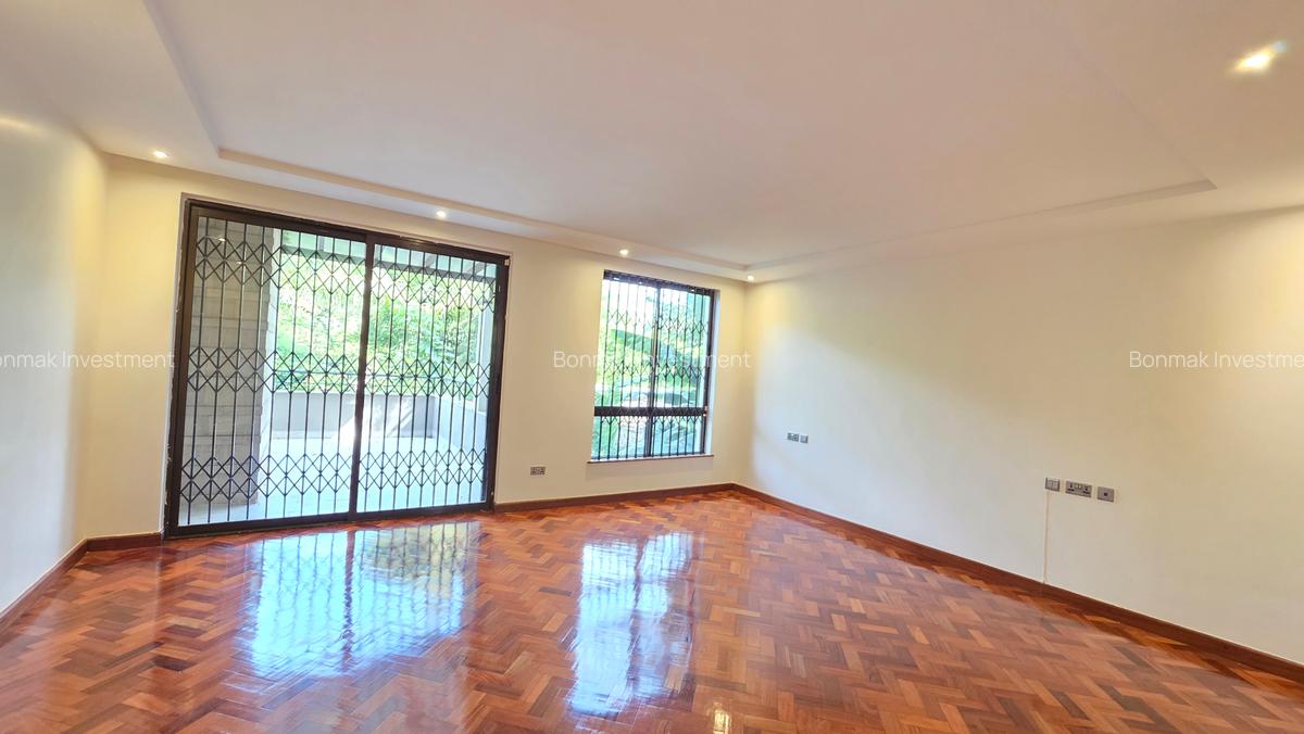 5 Bed Townhouse with En Suite at Mzima Springs. - 11