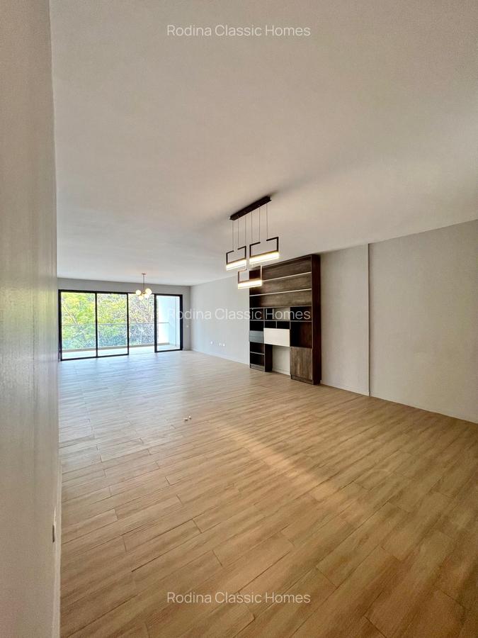 Serviced 3 Bed Apartment with En Suite in Kileleshwa - 15