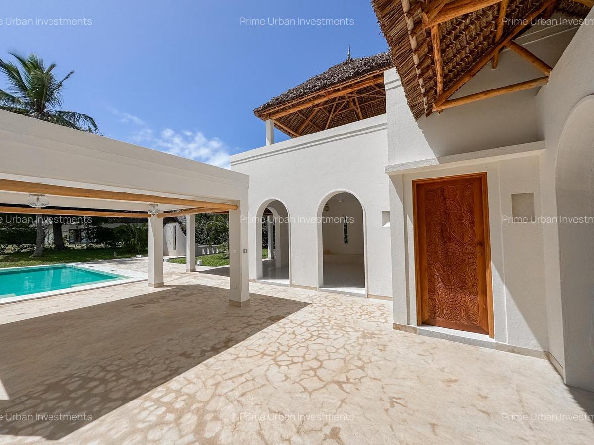 3 Bed House with En Suite in Watamu - 3