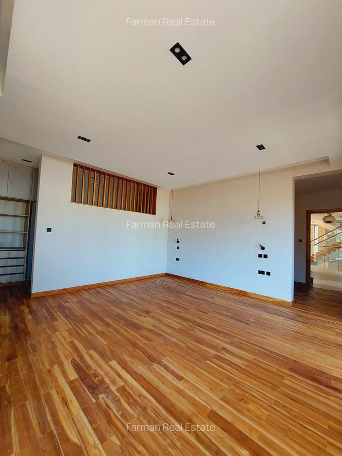 4 Bed Villa with En Suite at Loresho - 9