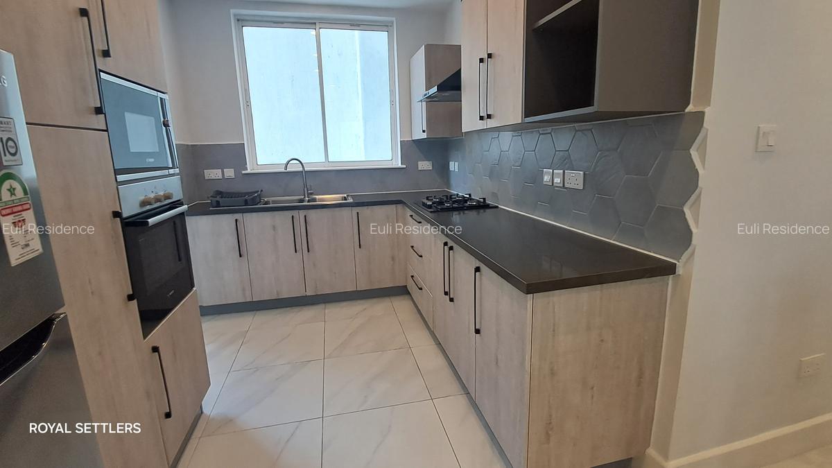 Furnished 2 Bed Apartment with En Suite at Rhapta Rd - 17