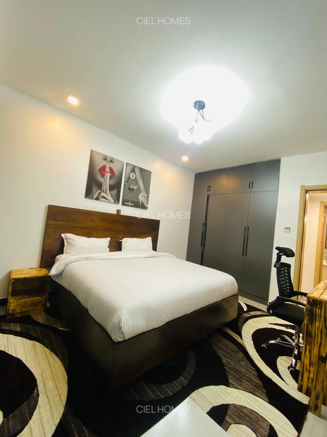 Serviced 1 Bed Apartment with En Suite at Wood Avenue - 13