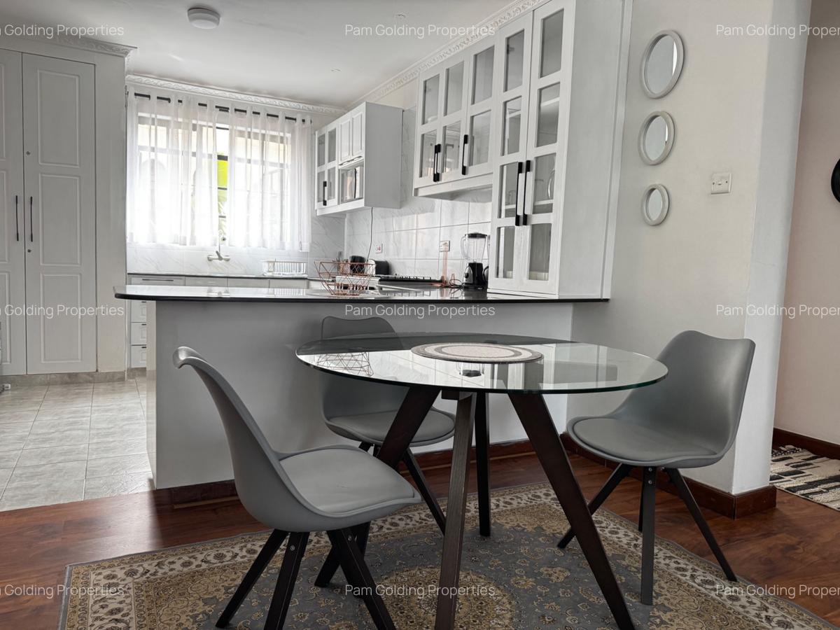 2 Bed Apartment with En Suite in Riverside - 7