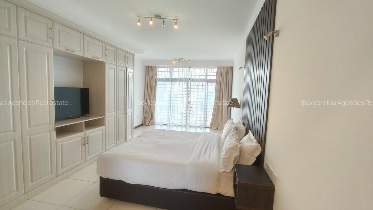 3 Bed Apartment with En Suite at General - 9