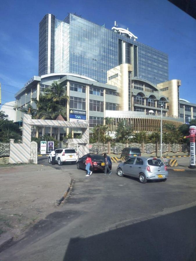 1,000 ft² Commercial Property with Service Charge Included at Mombasa Rd - 3