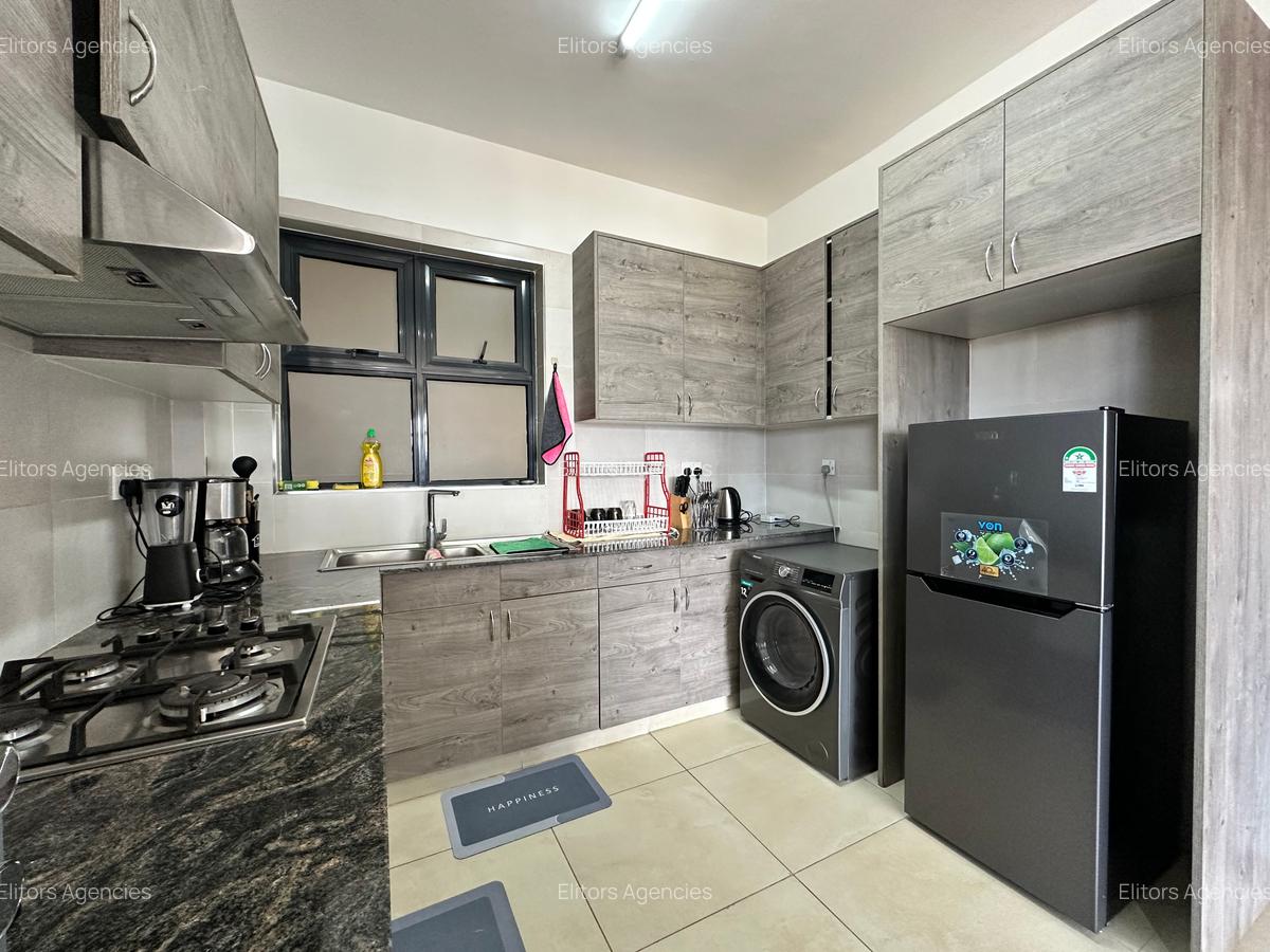 Serviced 2 Bed Apartment with En Suite at Lantana Road - 6