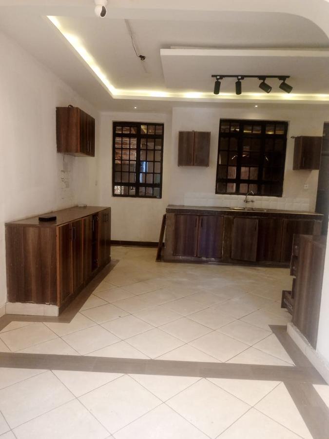 6 Bed House with En Suite in Ongata Rongai - 7