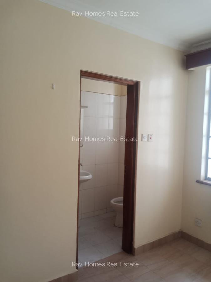 3 Bed Apartment with En Suite in Kilimani - 20