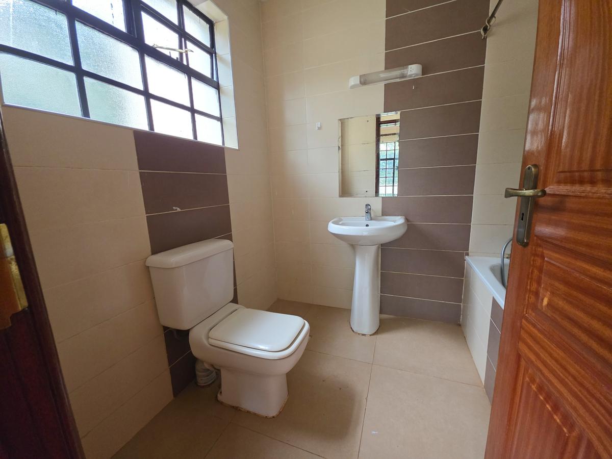 4 Bed Townhouse with Garden in Kiambu Road - 12