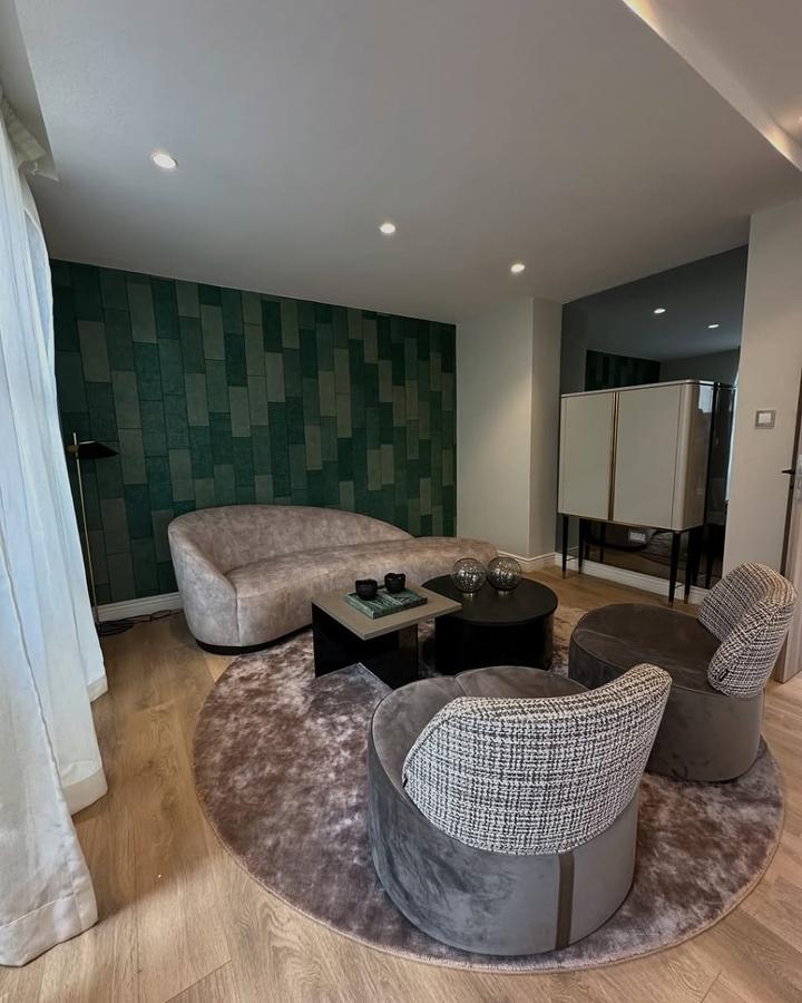5 Bed House with En Suite in Runda - 6