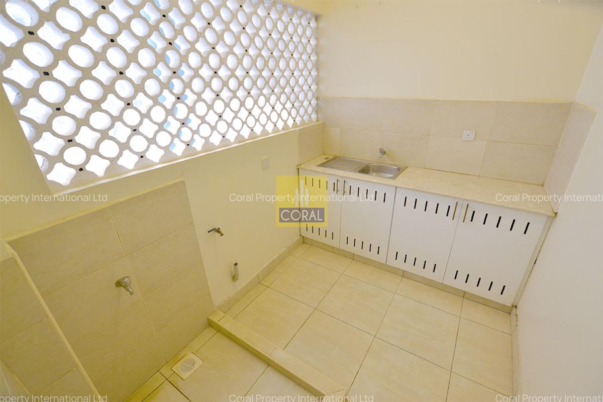 3 Bed Apartment in Rhapta Road - 6