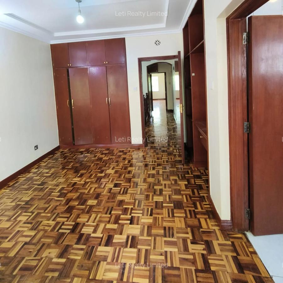 4 Bed Townhouse with En Suite in Lavington - 7
