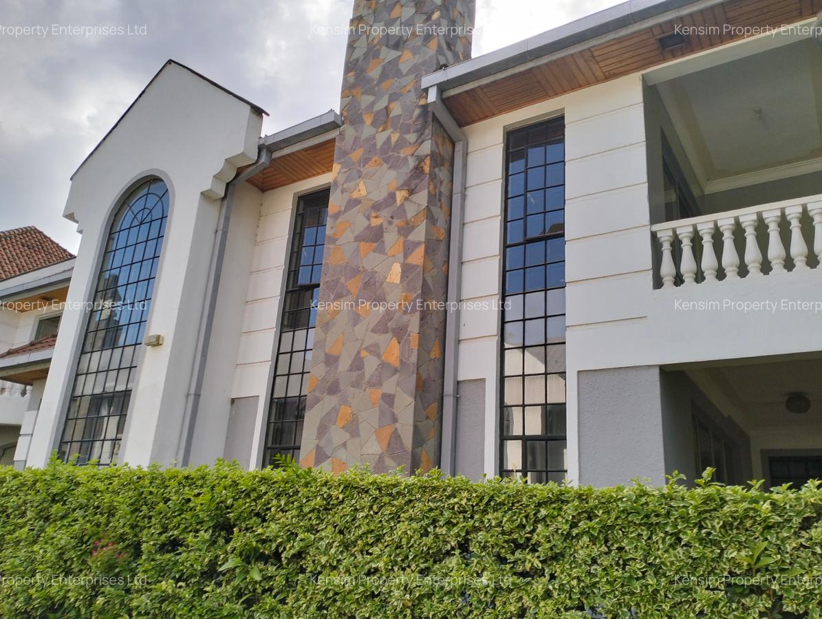 4 Bed Townhouse with En Suite in Lavington - 7