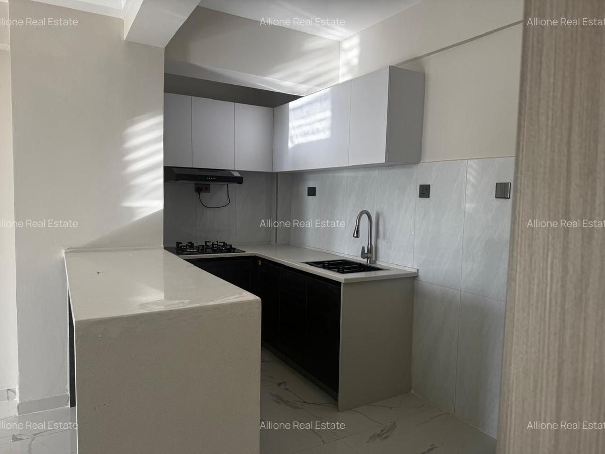 2 Bed Apartment with En Suite at Kindaruma Road - 4