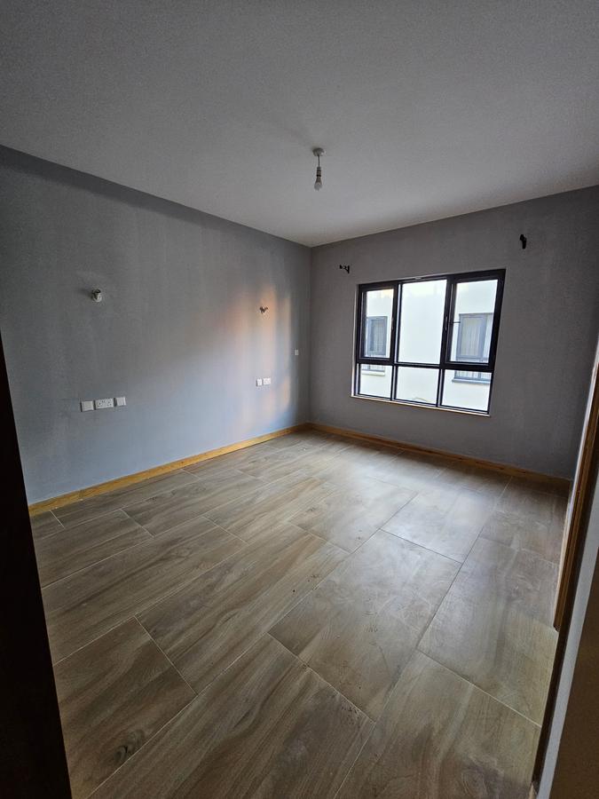 4 Bed Townhouse with En Suite at Off Langata Road - 13