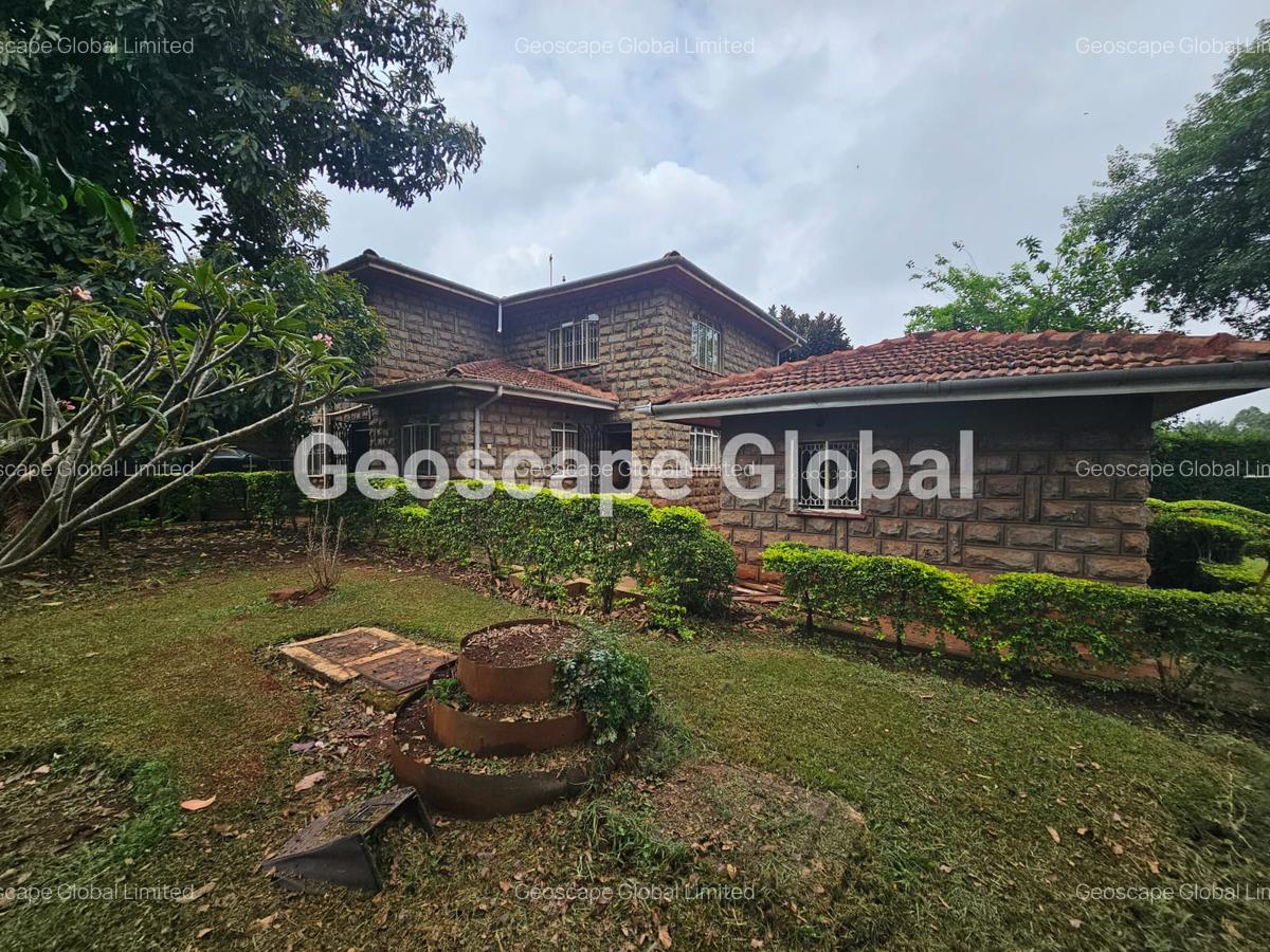 4 Bed House with En Suite in Runda - 10