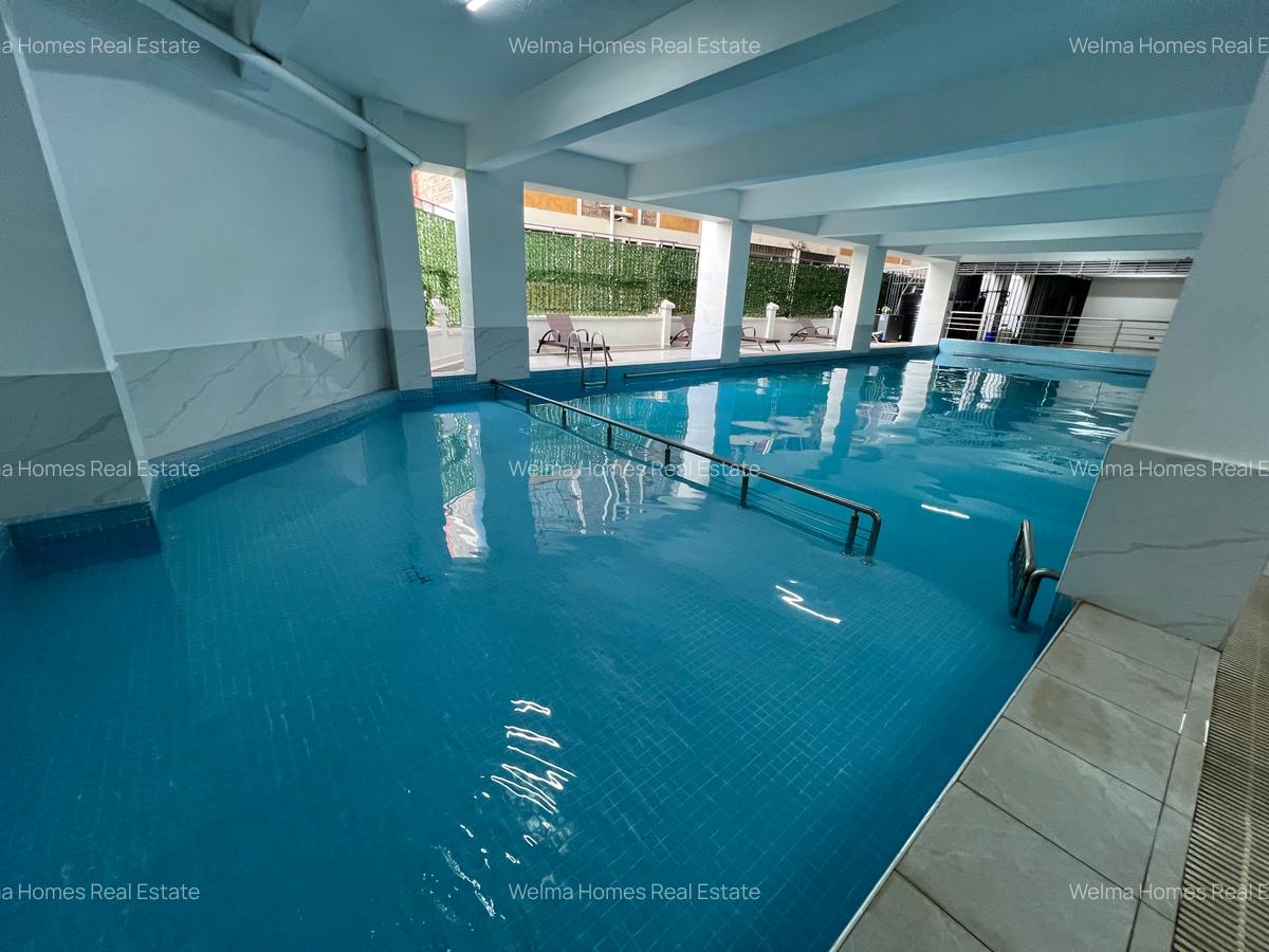 2 Bed Apartment with En Suite in Lavington - 12