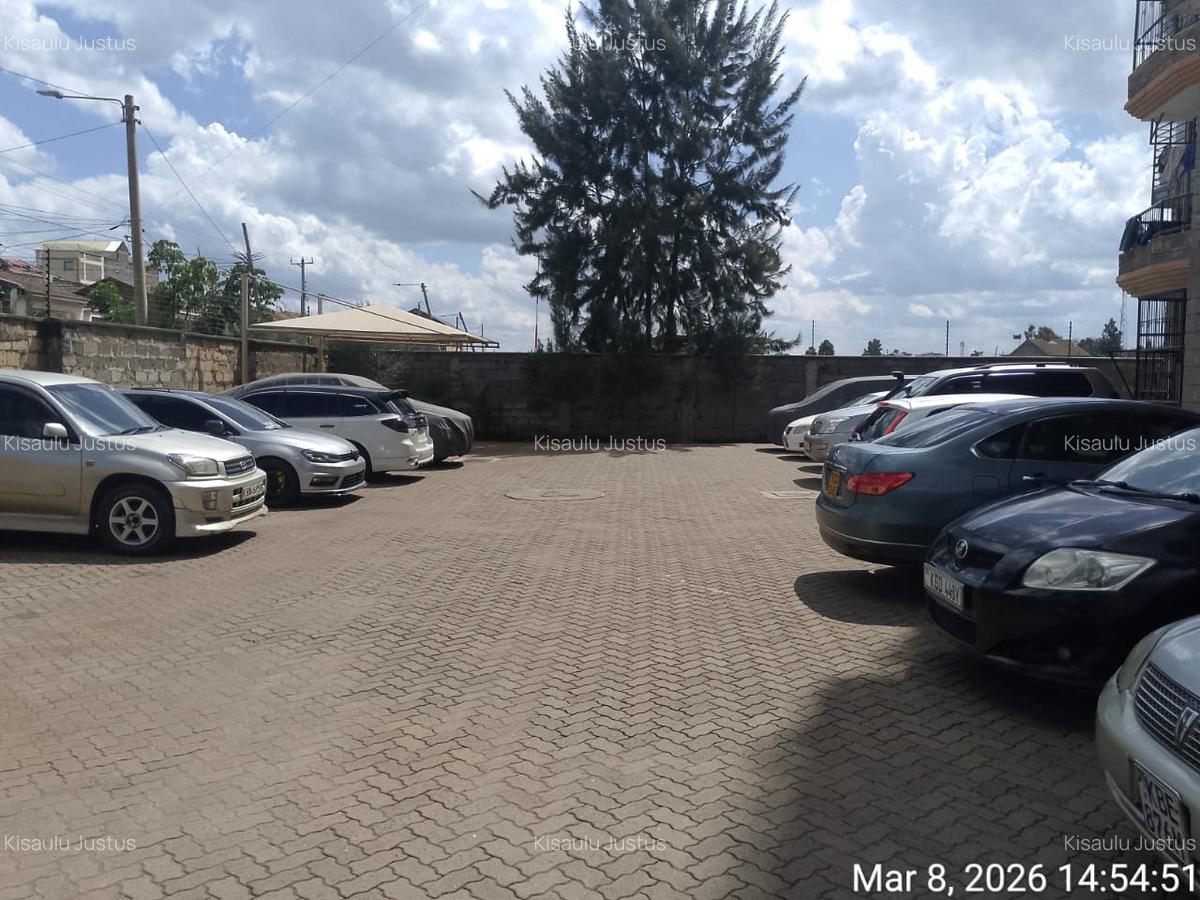 2 Bed Apartment with En Suite at Donholm - 16