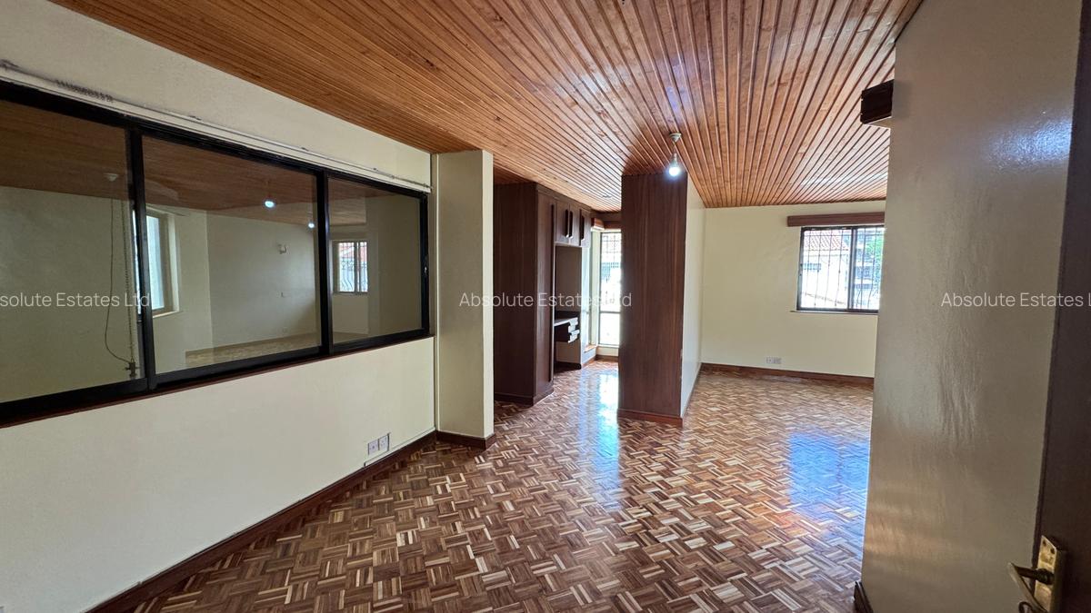 4 Bed Townhouse with En Suite in Kilimani - 14
