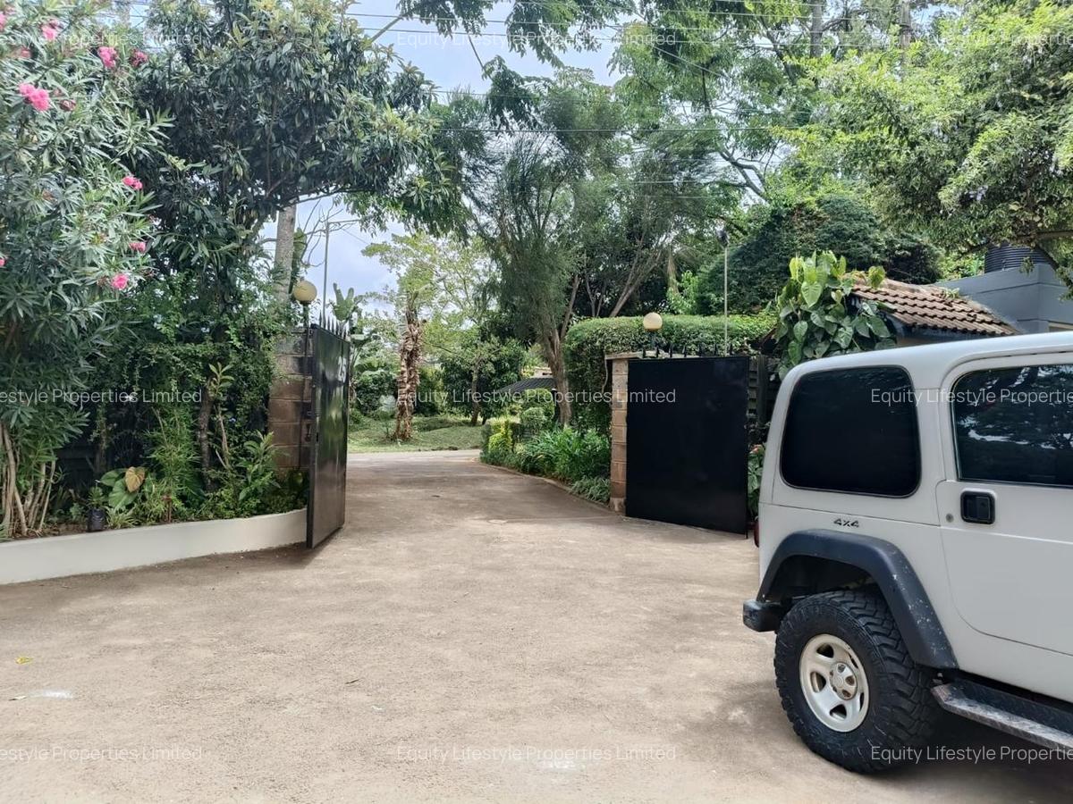 Commercial Property with Service Charge Included in Lavington - 2