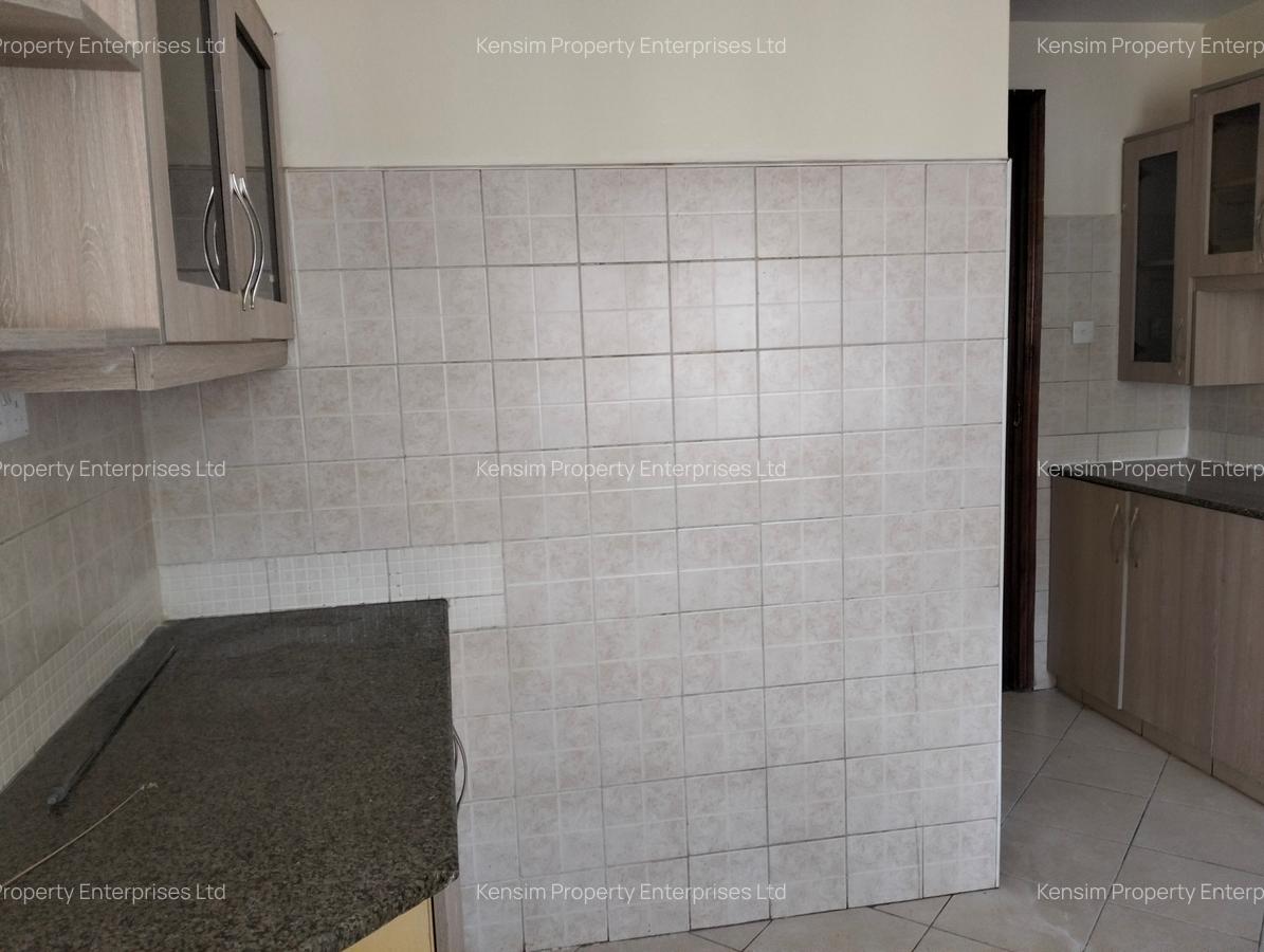 4 Bed Townhouse with En Suite in Lavington - 2