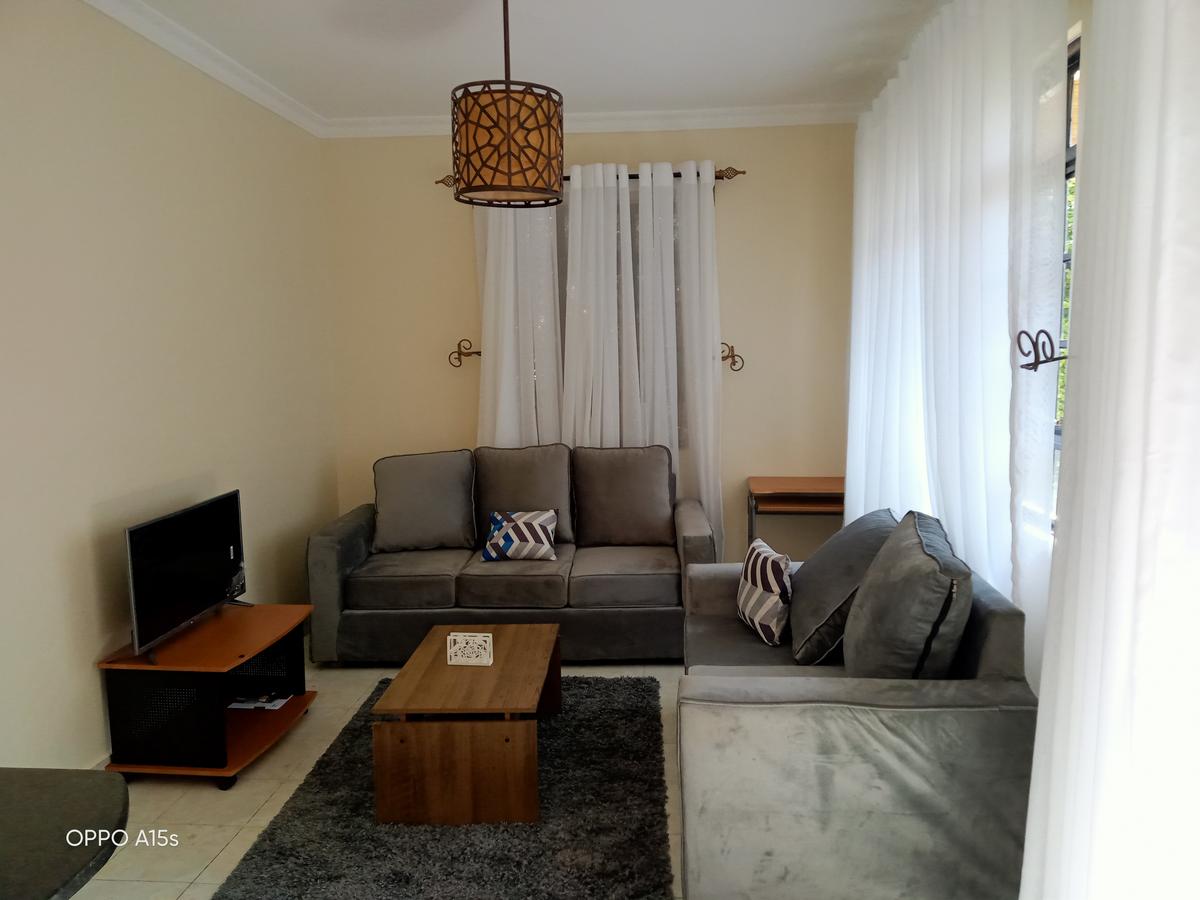 1 Bed House with En Suite in Runda - 2