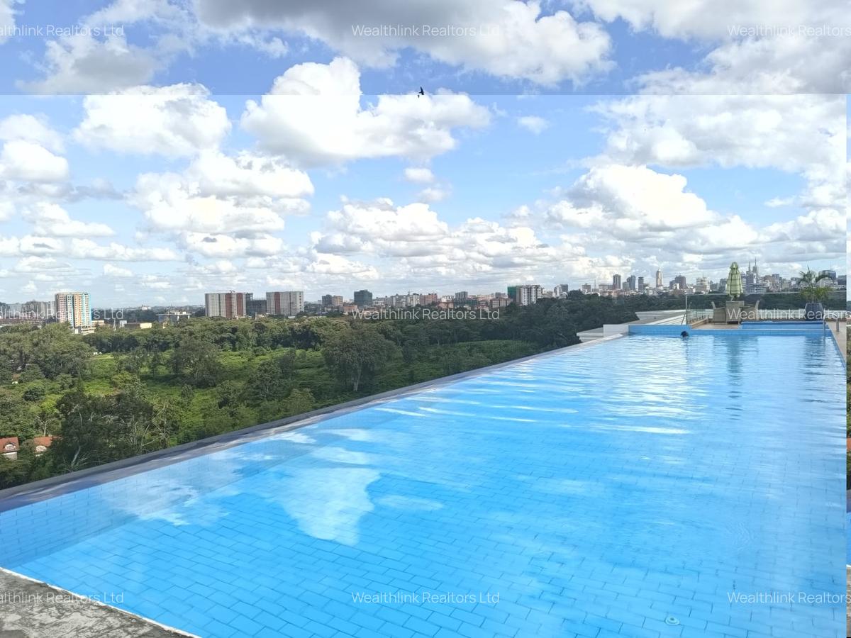 3 Bed Apartment with En Suite at Parklands - 14