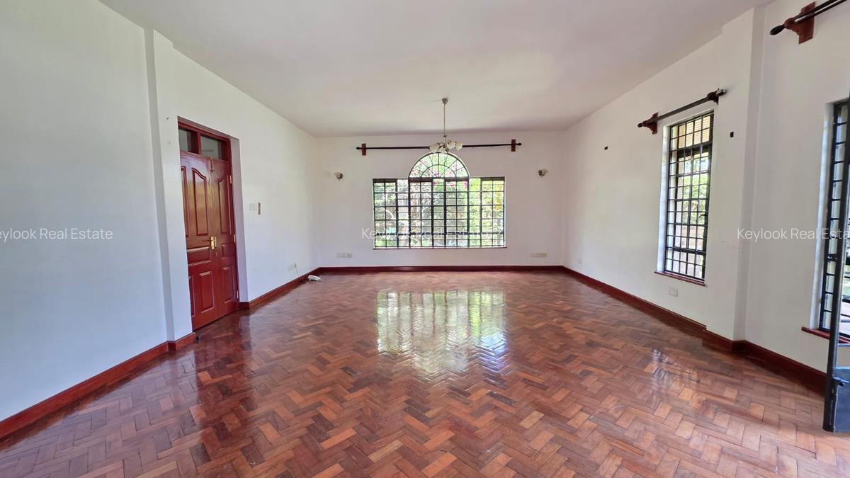 5 Bed Townhouse with En Suite at Kitisuru - 11