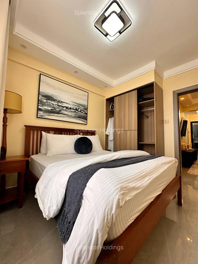 1 Bed Apartment with En Suite in Lavington - 8