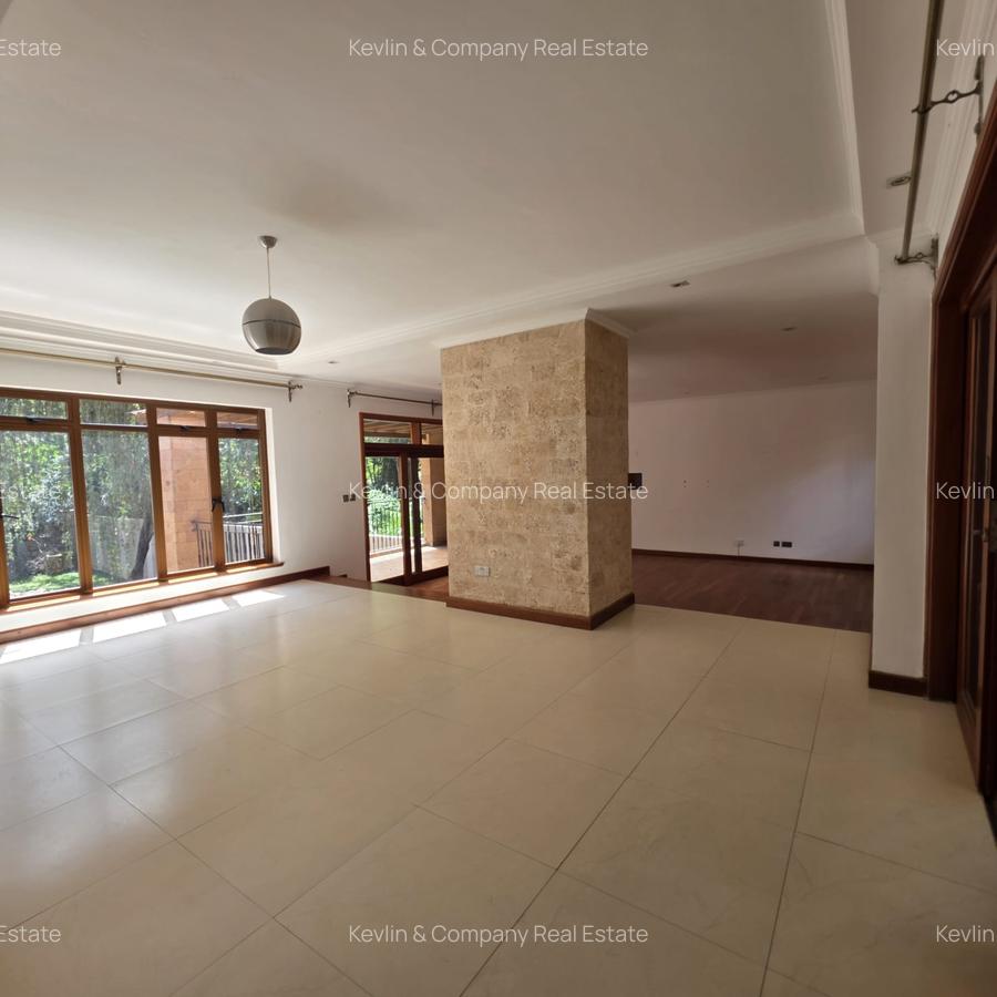 5 Bed Villa with En Suite in Lavington - 9