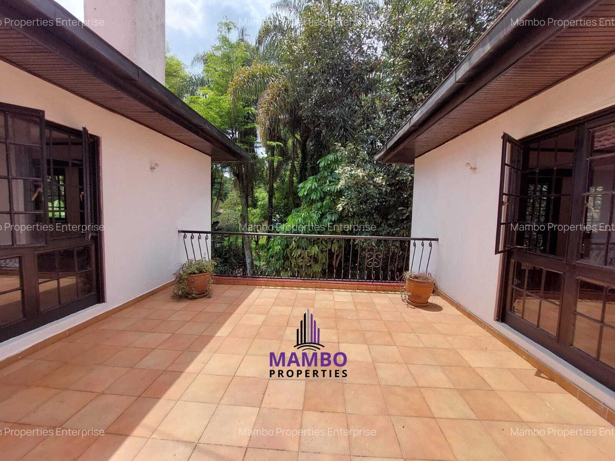 4 Bed Townhouse with En Suite at Riverside Dr - 9