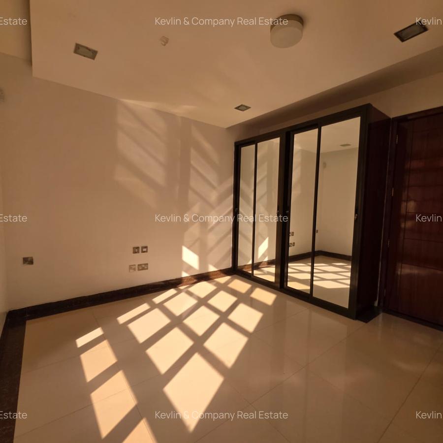 4 Bed Apartment with En Suite in Lavington - 14