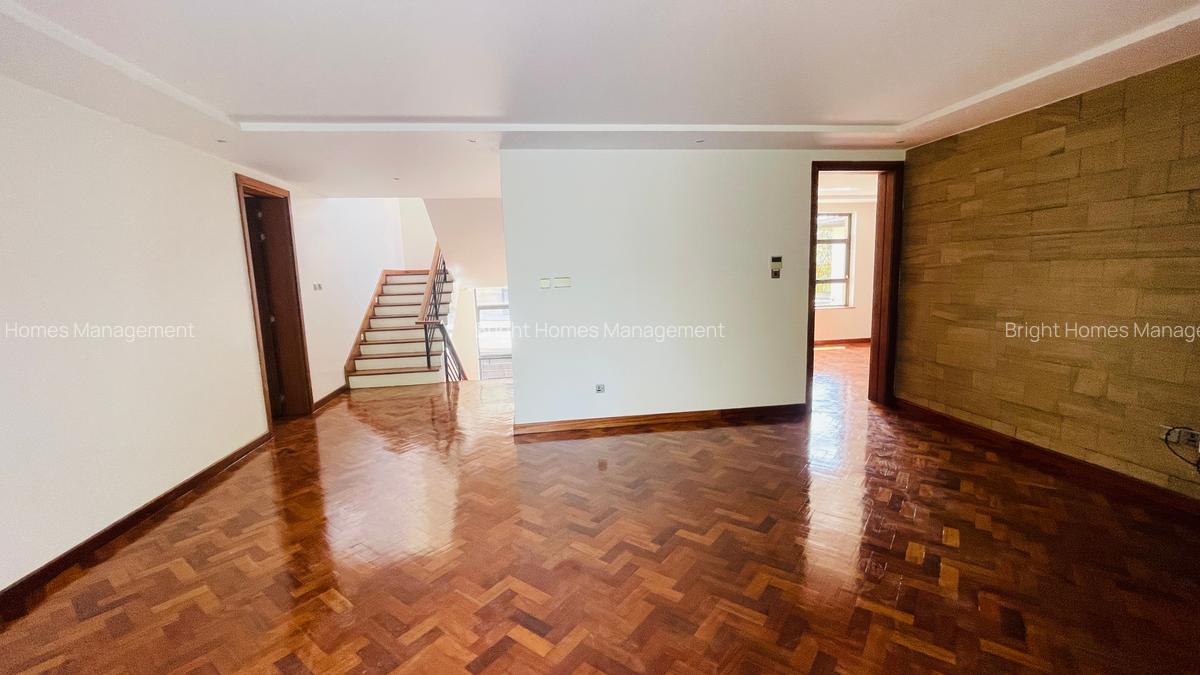 5 Bed Townhouse in Lavington - 2