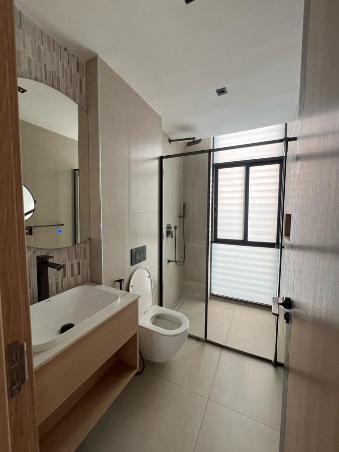 5 Bed Townhouse in Riverside - 13