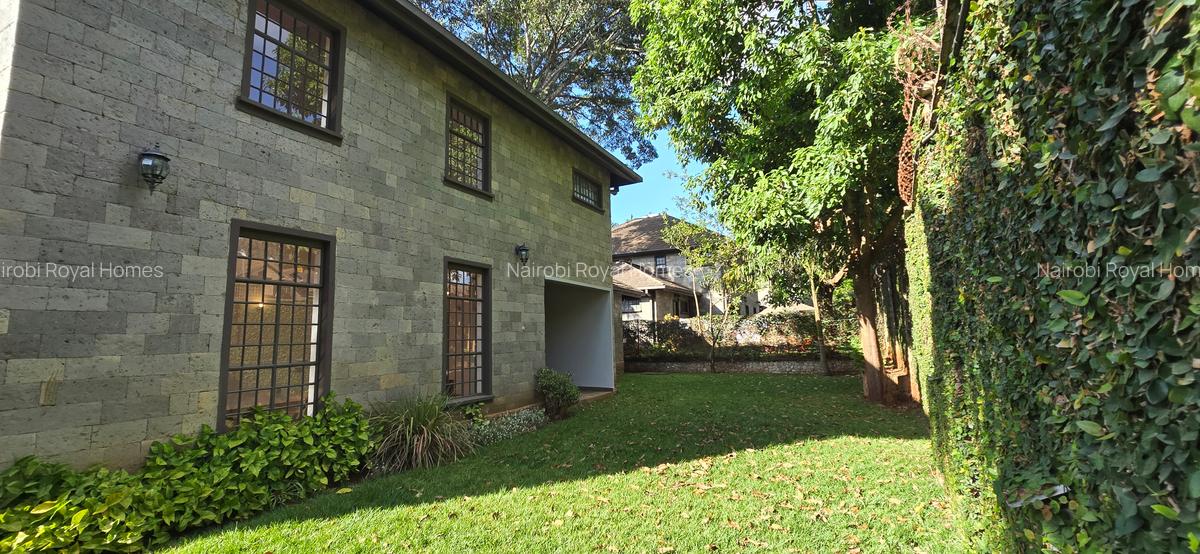 4 Bed Townhouse with En Suite at Peponi Road - 11