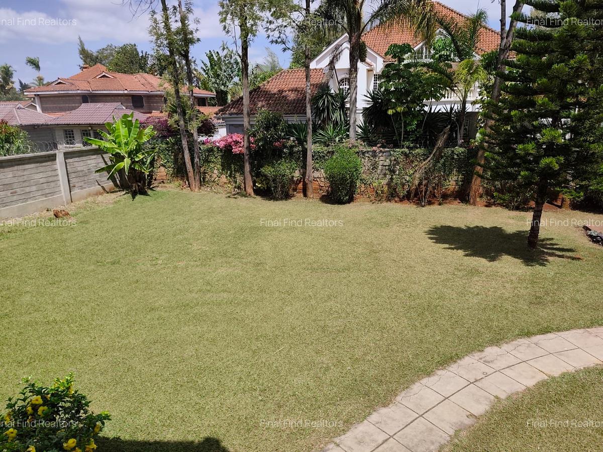 5 Bed House with En Suite in Runda - 18