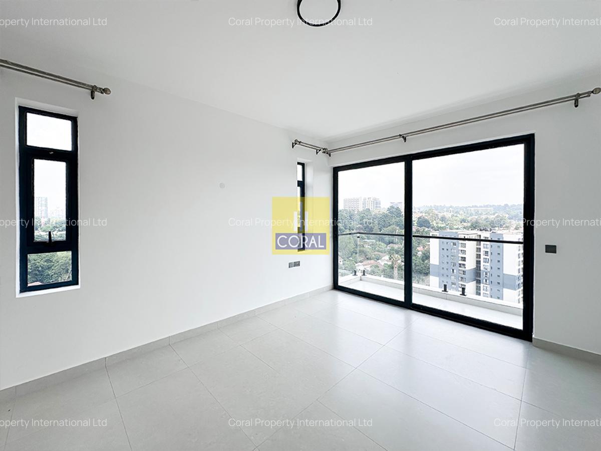3 Bed Apartment in Brookside - 11