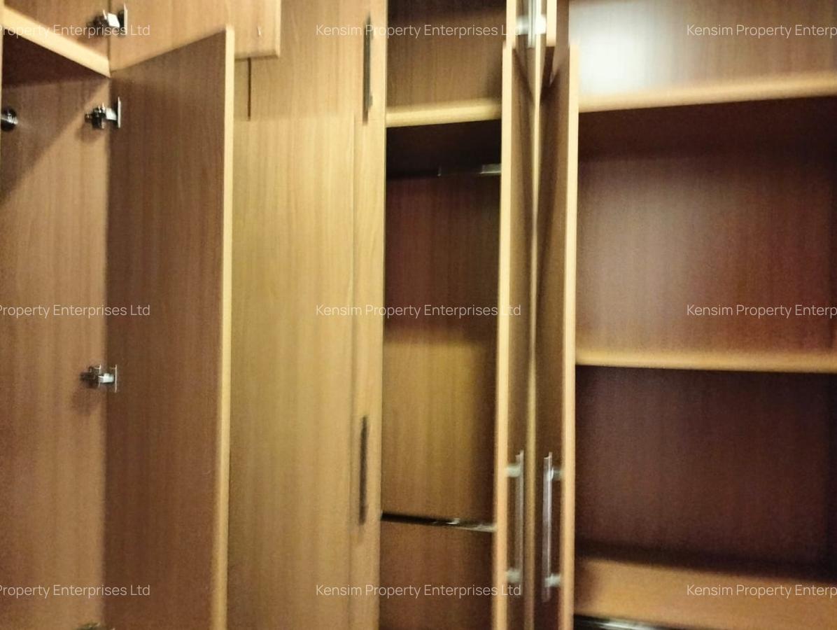 4 Bed Townhouse with En Suite in Lavington - 5